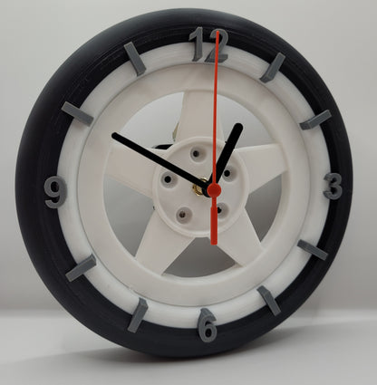 3D-Druck Wanduhr im Felgen Style Weiß